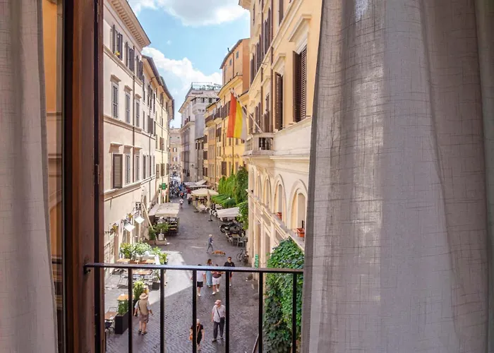 Navona Luxury Flat *
